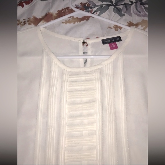 Vince Camuto Blouse Size Medium - Picture 2 of 8